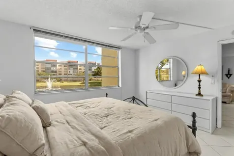 27 Abbey Lane Delray Beach FL 33446