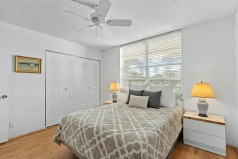 27 Abbey Lane Delray Beach FL 33446