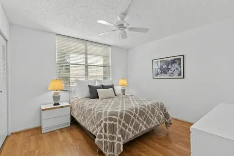 27 Abbey Lane Delray Beach FL 33446