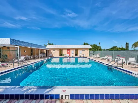 7829 Se Eagle Avenue Hobe Sound FL 33455