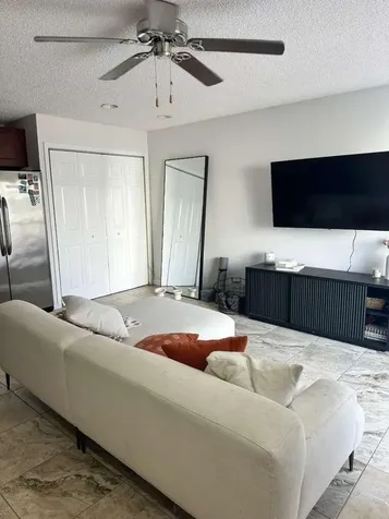 637 Executive Center Drive West Palm Beach FL 33401