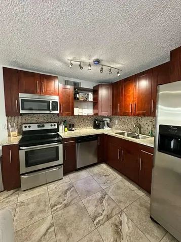 637 Executive Center Drive West Palm Beach FL 33401