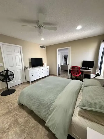 637 Executive Center Drive West Palm Beach FL 33401