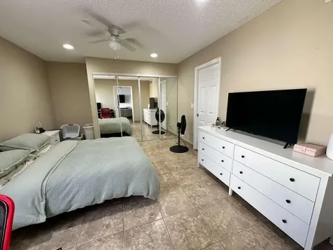 637 Executive Center Drive West Palm Beach FL 33401