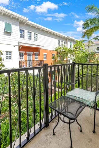 621 Sw 2nd Drive Pompano Beach FL 33060