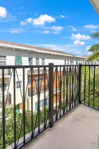 621 Sw 2nd Drive Pompano Beach FL 33060