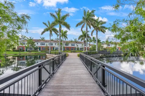 621 Sw 2nd Drive Pompano Beach FL 33060