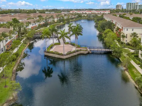 621 Sw 2nd Drive Pompano Beach FL 33060