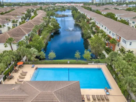 621 Sw 2nd Drive Pompano Beach FL 33060