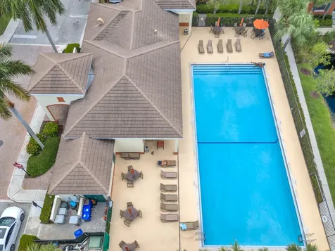 621 Sw 2nd Drive Pompano Beach FL 33060