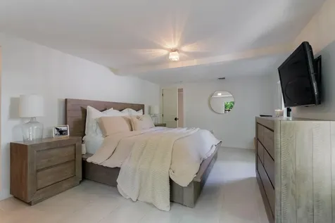 537 Ne 14th Court Fort Lauderdale FL 33304