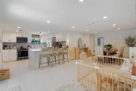 537 Ne 14th Court Fort Lauderdale FL 33304