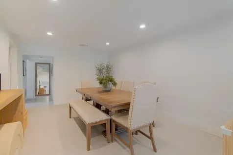 537 Ne 14th Court Fort Lauderdale FL 33304