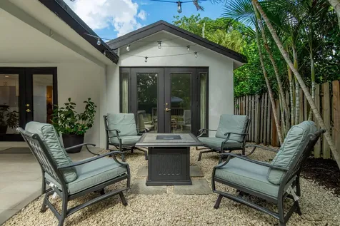 537 Ne 14th Court Fort Lauderdale FL 33304