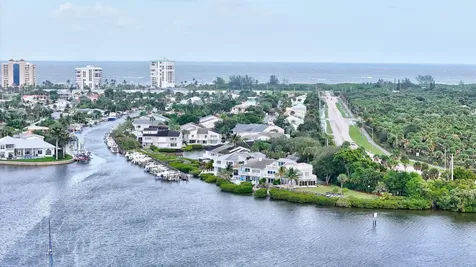 2486 Harbour Cove Drive Hutchinson Island FL 34949
