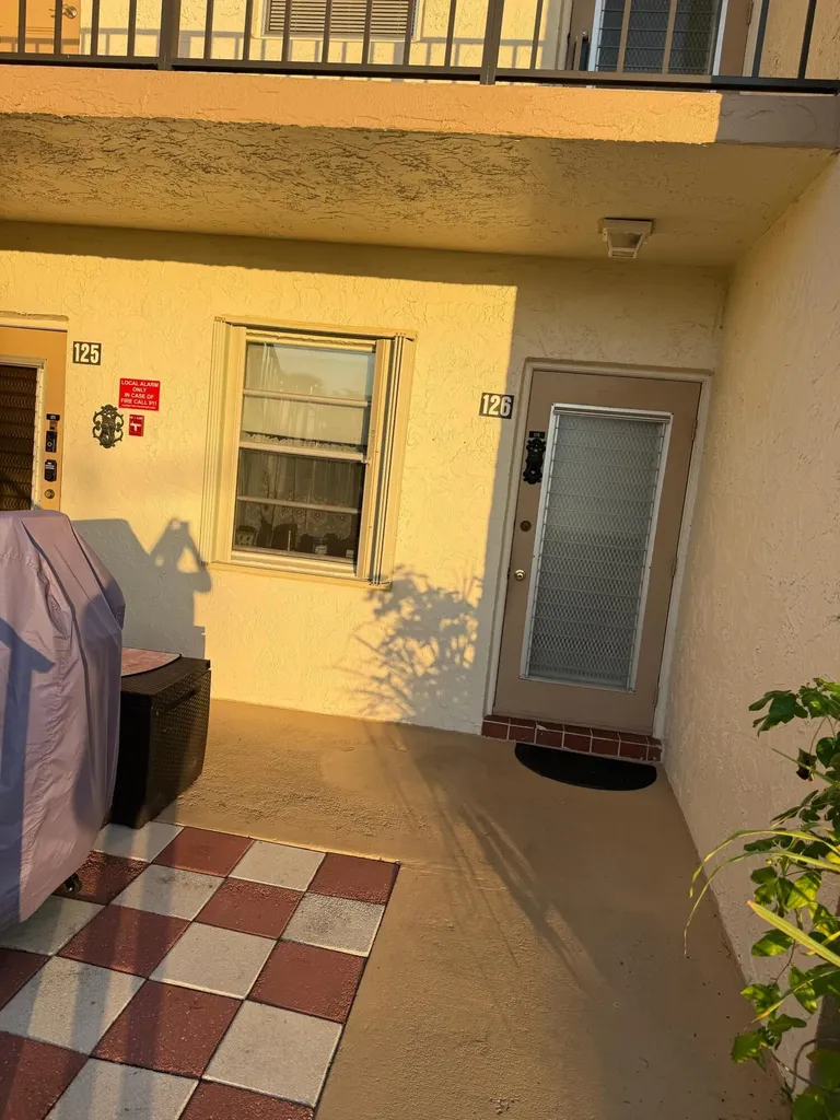 130 Lake Meryl Drive West Palm Beach FL 33411