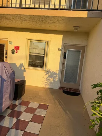 130 Lake Meryl Drive West Palm Beach FL 33411