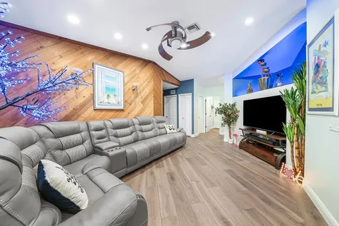 74 W Palmetto Road Lake Worth FL 33467