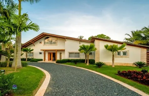 16 Los Lagos Casa de Campo DR 22000