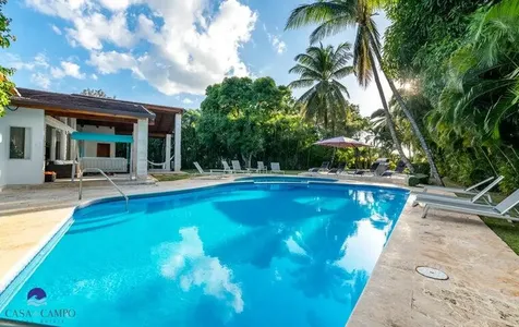 16 Los Lagos Casa de Campo DR 22000