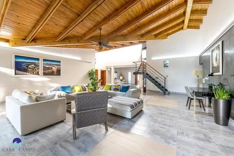 16 Los Lagos Casa de Campo DR 22000