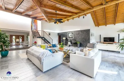 16 Los Lagos Casa de Campo DR 22000