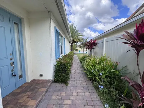 21045 Sw Modena Way Port Saint Lucie FL 34986