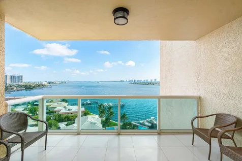 2650 Lake Shore Drive Riviera Beach FL 33404