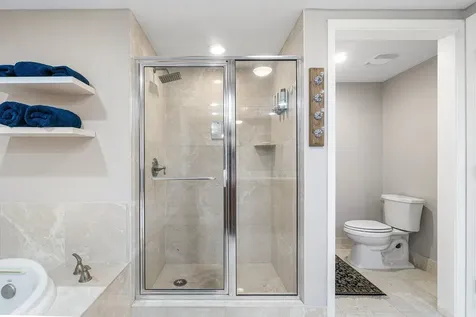 2650 Lake Shore Drive Riviera Beach FL 33404