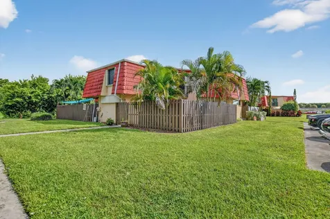 23018 Oxford Place Boca Raton FL 33433