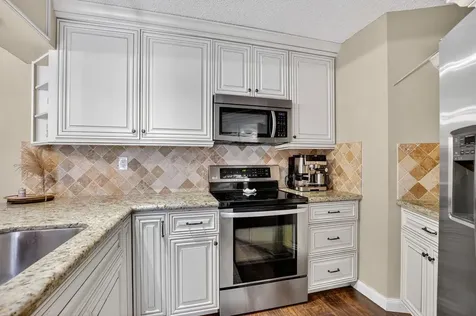 23018 Oxford Place Boca Raton FL 33433