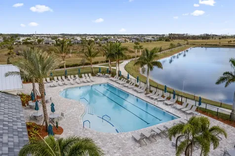 10223 Sw Pervenche Lane Port Saint Lucie FL 34987