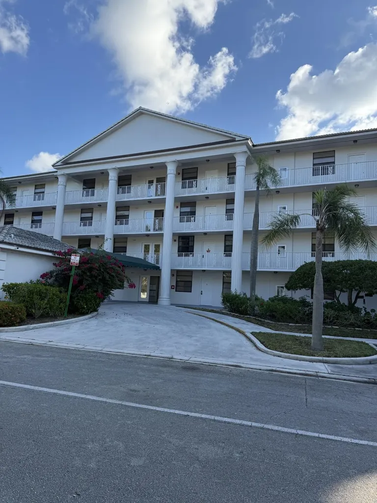 3710 Whitehall Drive West Palm Beach FL 33401