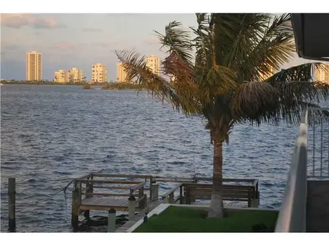 100 Lehane Terrace North Palm Beach FL 33408