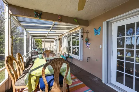 1238 Nw 144th Terrace Pembroke Pines FL 33028