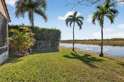 1238 Nw 144th Terrace Pembroke Pines FL 33028