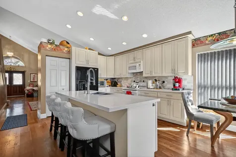1238 Nw 144th Terrace Pembroke Pines FL 33028