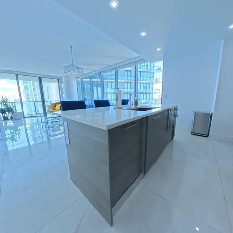 650 Ne 32nd Street Miami FL 33137