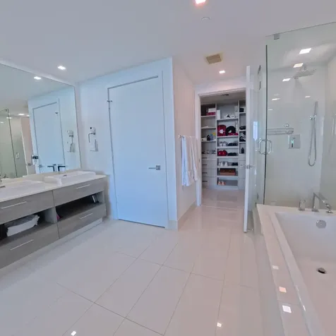 650 Ne 32nd Street Miami FL 33137