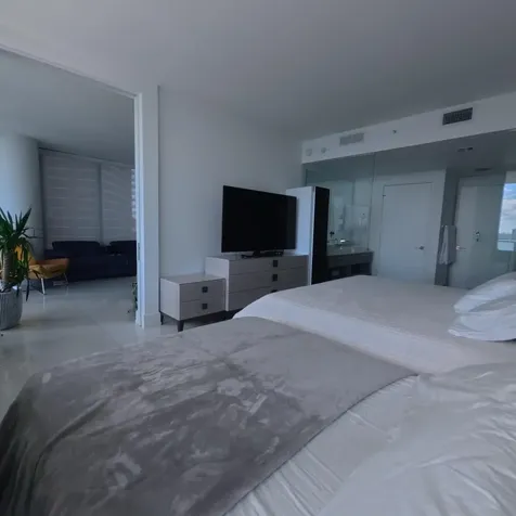 650 Ne 32nd Street Miami FL 33137