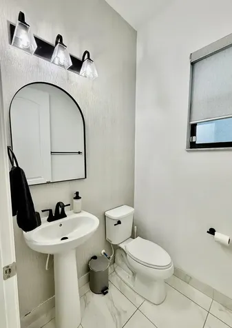 8655 Nw 39th Court Coral Springs FL 33065
