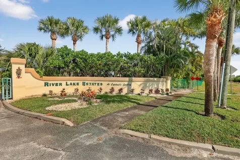 3075 73rd Place Vero Beach FL 32967