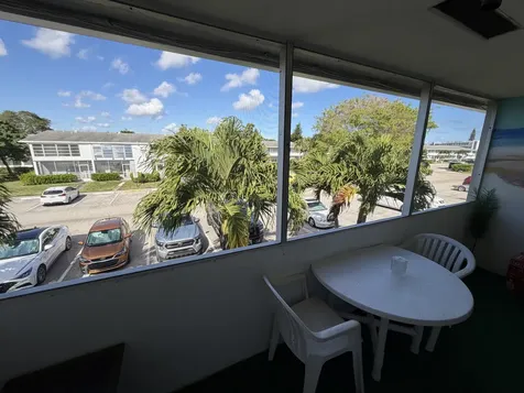 107 Prescott E Deerfield Beach FL 33442