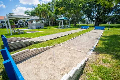 107 Prescott E Deerfield Beach FL 33442