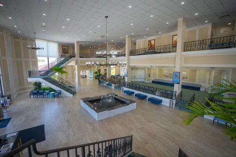 107 Prescott E Deerfield Beach FL 33442