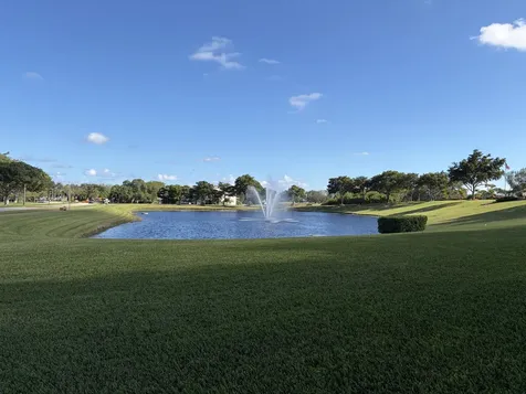107 Prescott E Deerfield Beach FL 33442