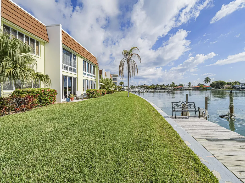 1315 Bayshore Drive Fort Pierce FL 34949