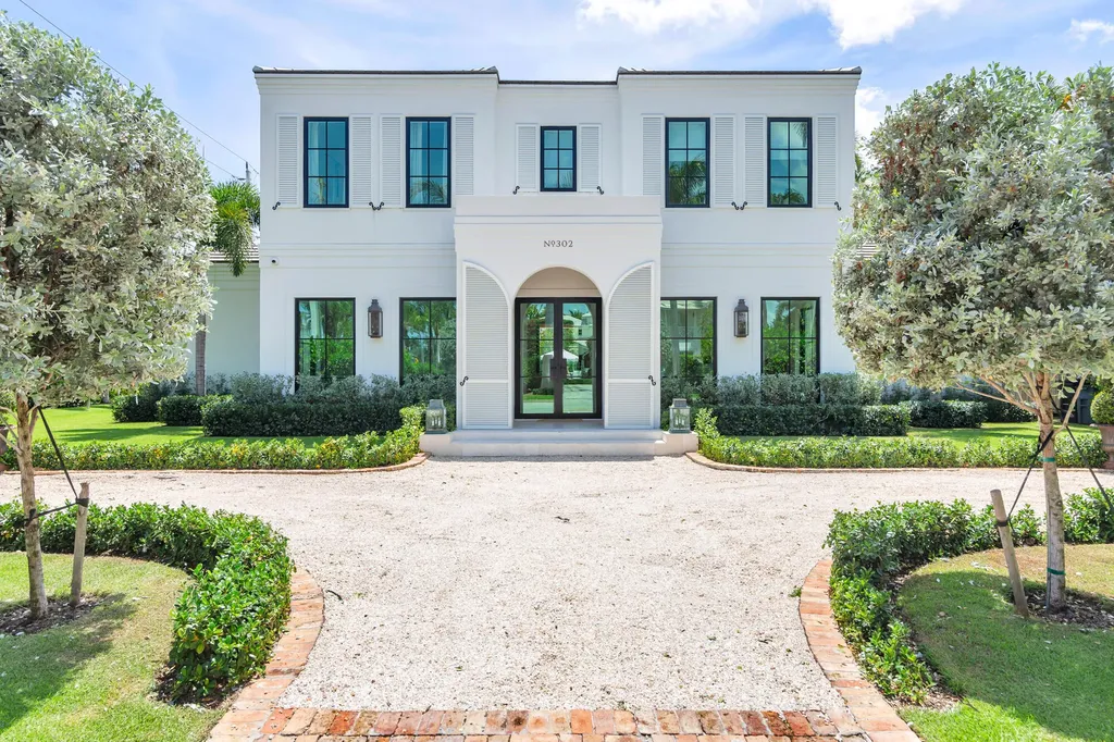 302 E Lakewood Road West Palm Beach FL 33405