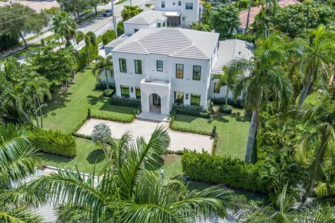 302 E Lakewood Road West Palm Beach FL 33405
