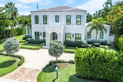 302 E Lakewood Road West Palm Beach FL 33405
